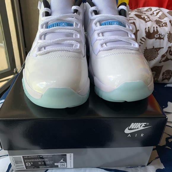 Brand NEW with tags Jordan 11 legend blue low - Picture 5 of 10